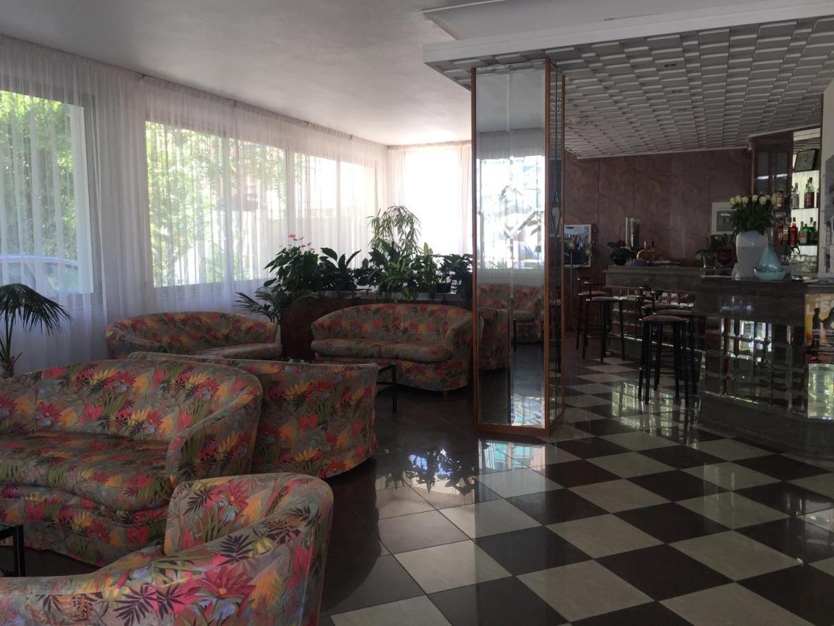 Hotel Calypso Беллария-Иджеа-Марина Экстерьер фото